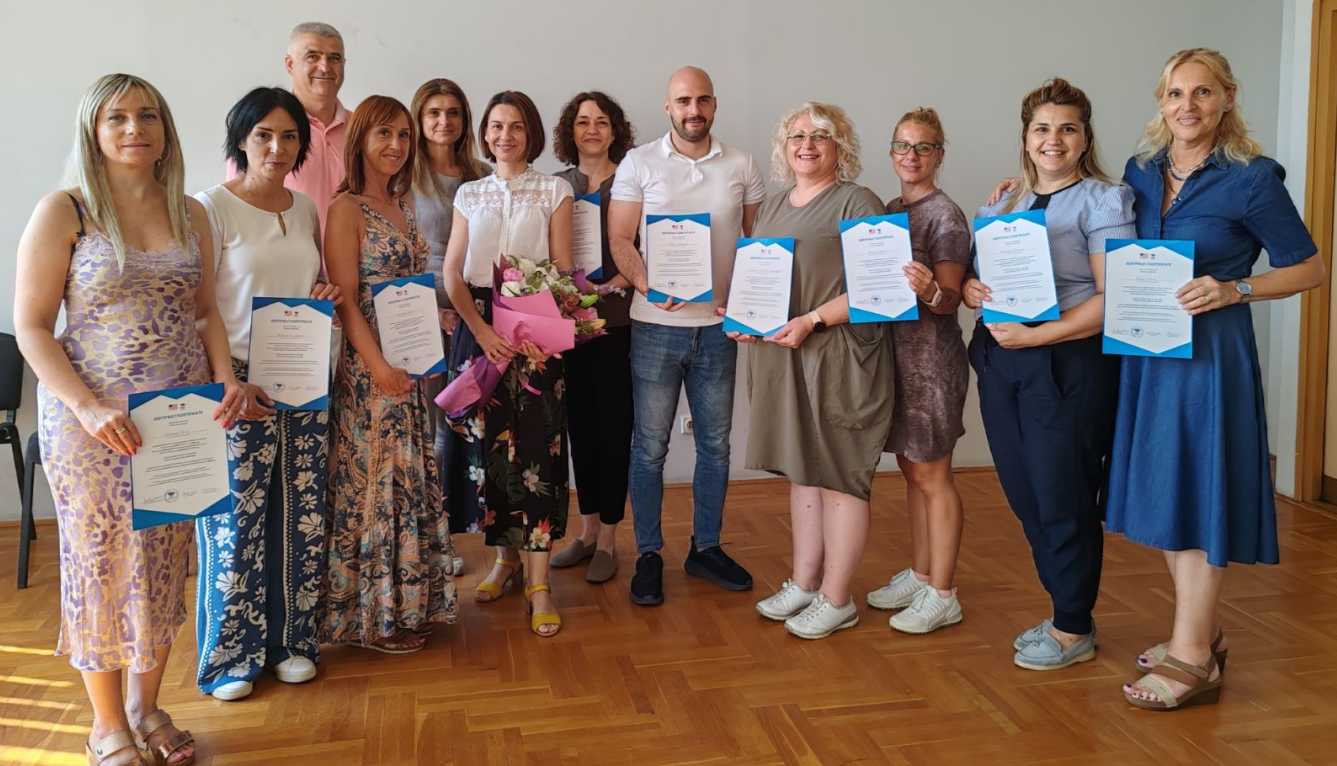 Пријатељима Алумни фондације – курс енглеског језика